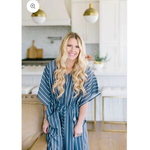 LUCKY LOVE HANNAH House Dress / Lightweight Soft Synthetic Silk